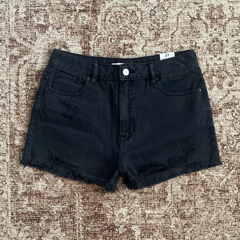 NWT Pacsun High Rise Festival Distressed Denim Black Shorts Size 27
